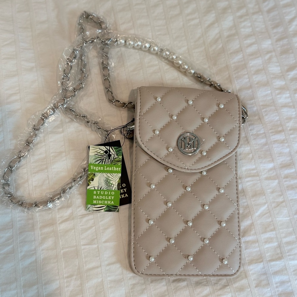 Badgley Mischka Taupe Quilted Phone Crossbody
